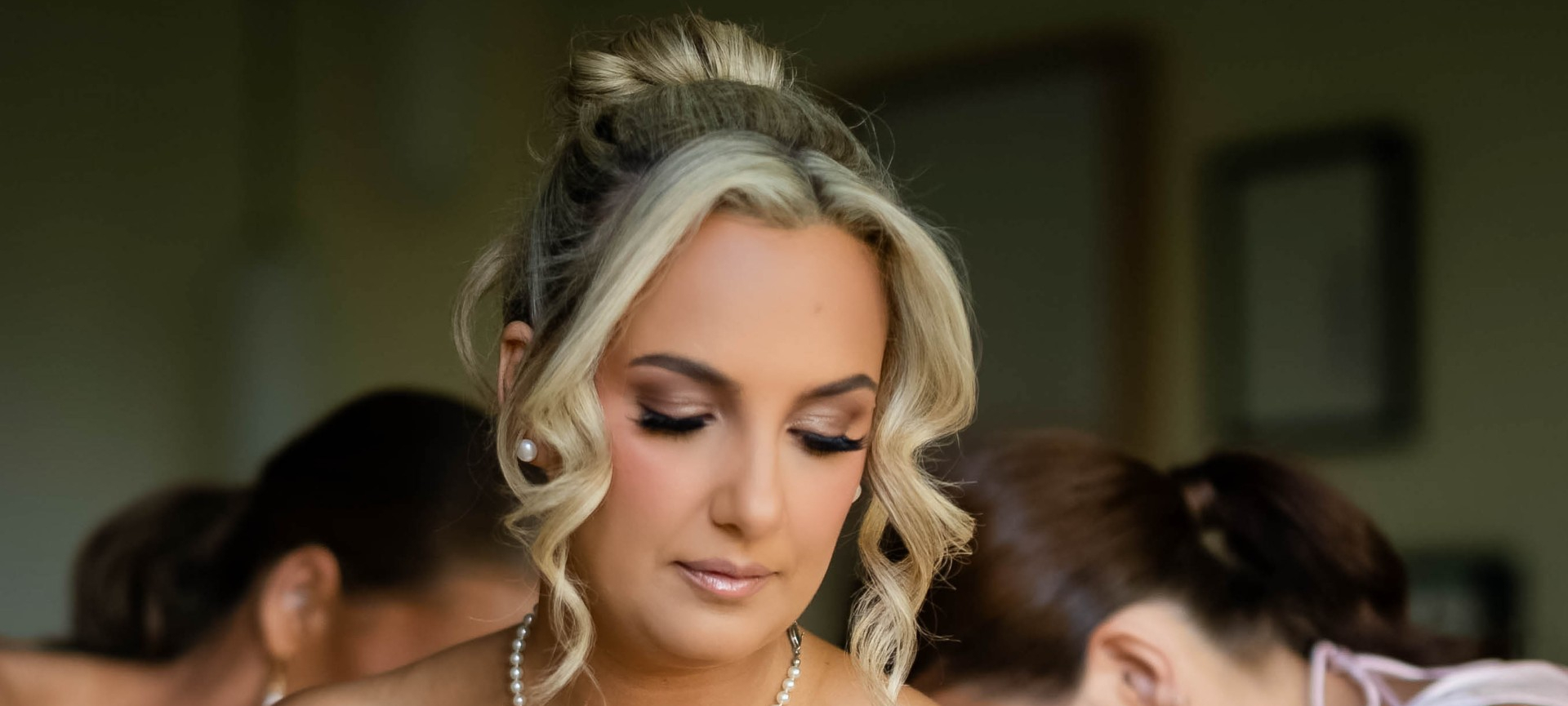 Mobile Makeovers SupplierHero Wedding Hair and Makeup