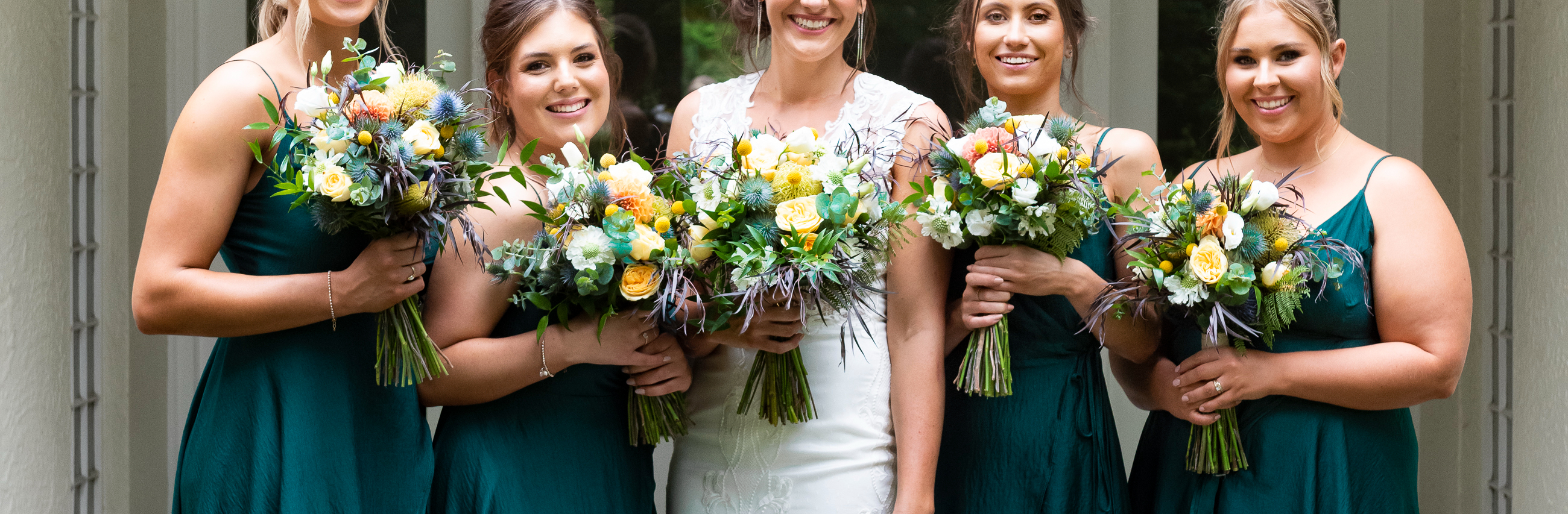 Natural Bouquet SupplierHero Wedding Flowers