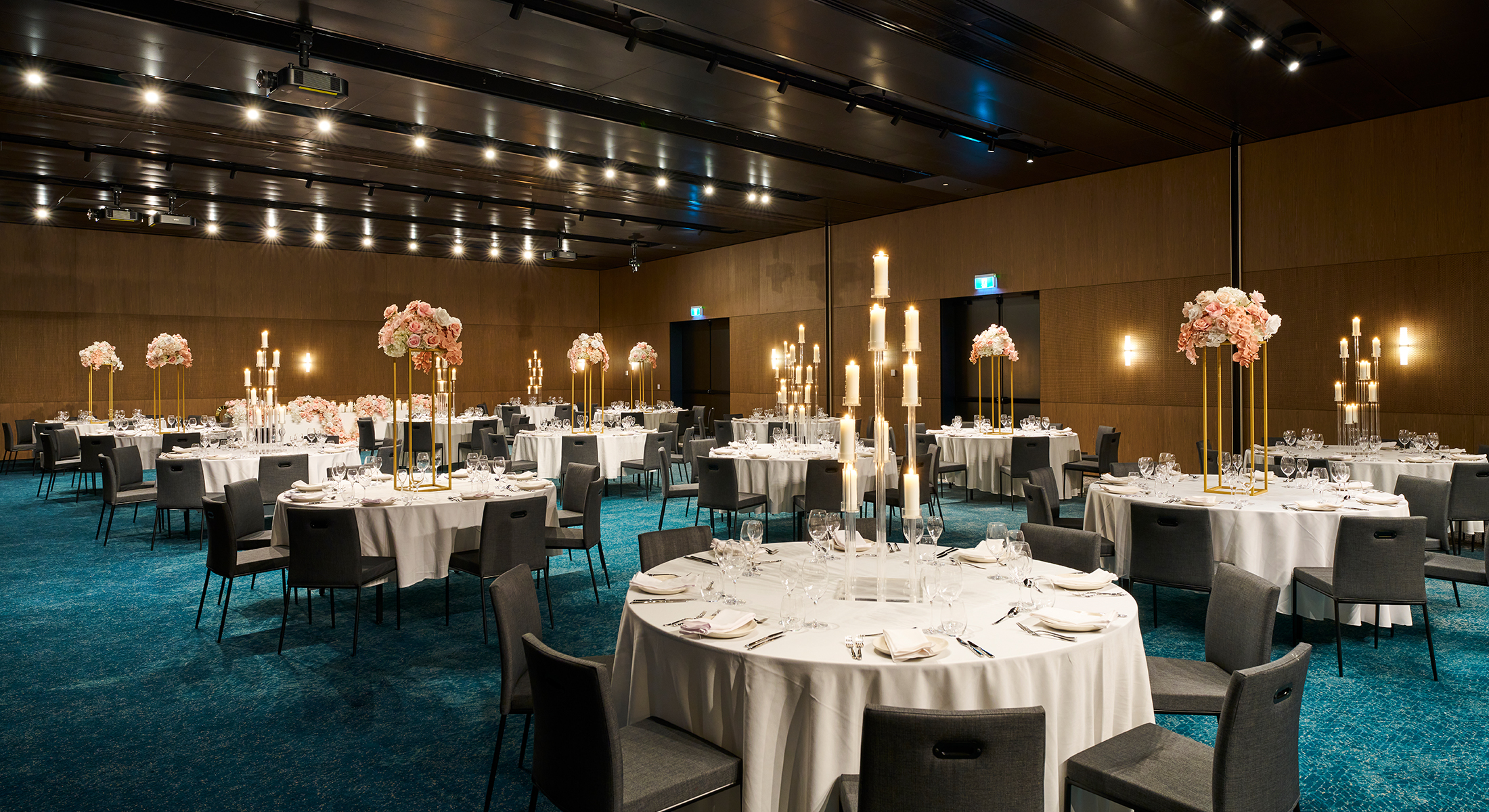 Novotel & Ibis Styles Melbourne Airport SupplierHero Wedding Venues