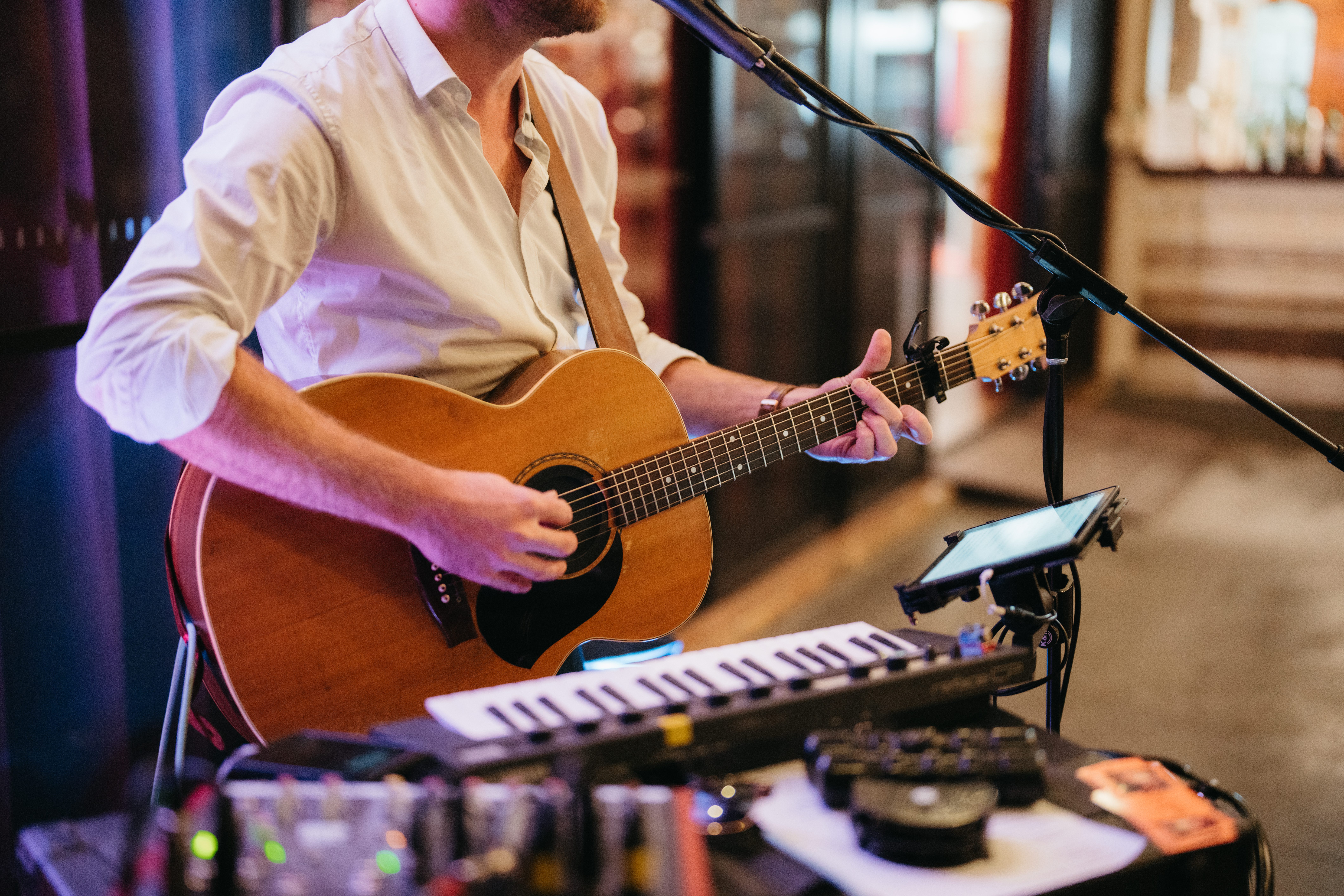 Oliver Keys Music SupplierHero Wedding Music