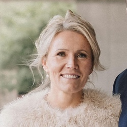 Jo M.