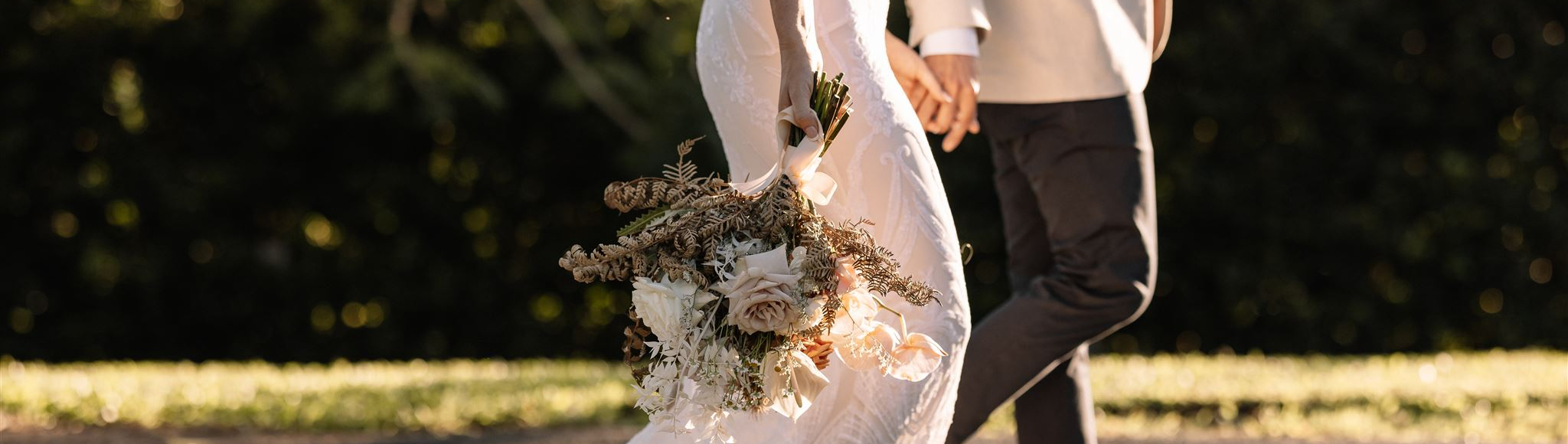 PIKT Flower Farm & Florist SupplierHero Wedding Flowers