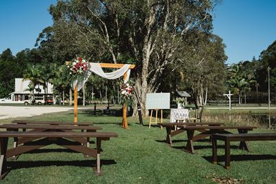 Pioneer Country SupplierProfileLive Wedding Venues