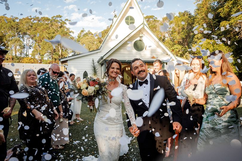 Pioneer Country SupplierProfileLive Wedding Venues