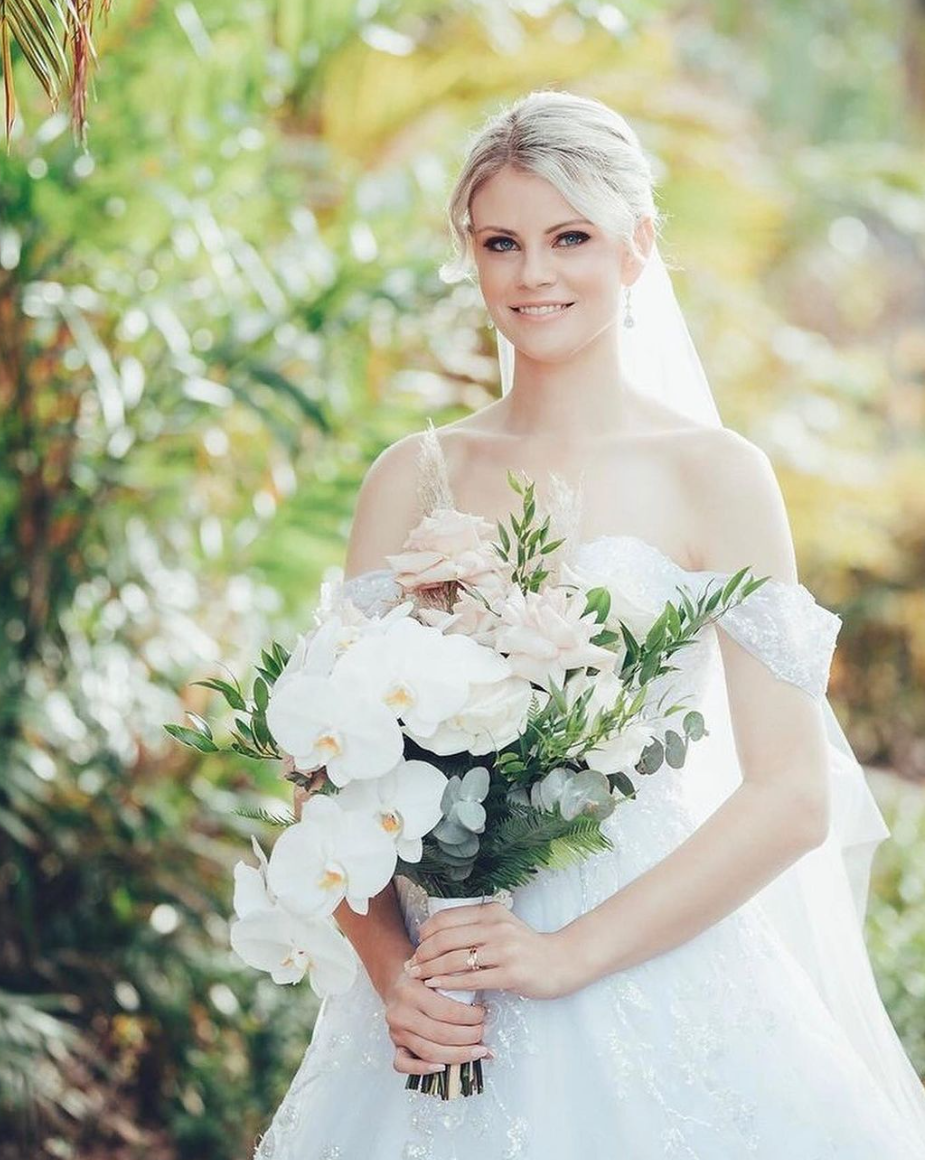 Rachael Gregory Hair and Make-Up Artist - Wedding Hair and Makeup Edge ...