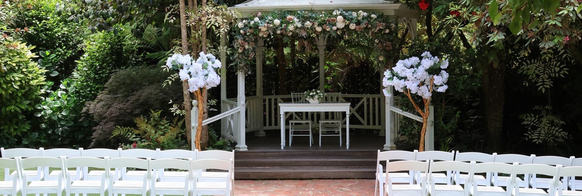 Reclaimed Tree Creations SupplierHero Wedding Decorations