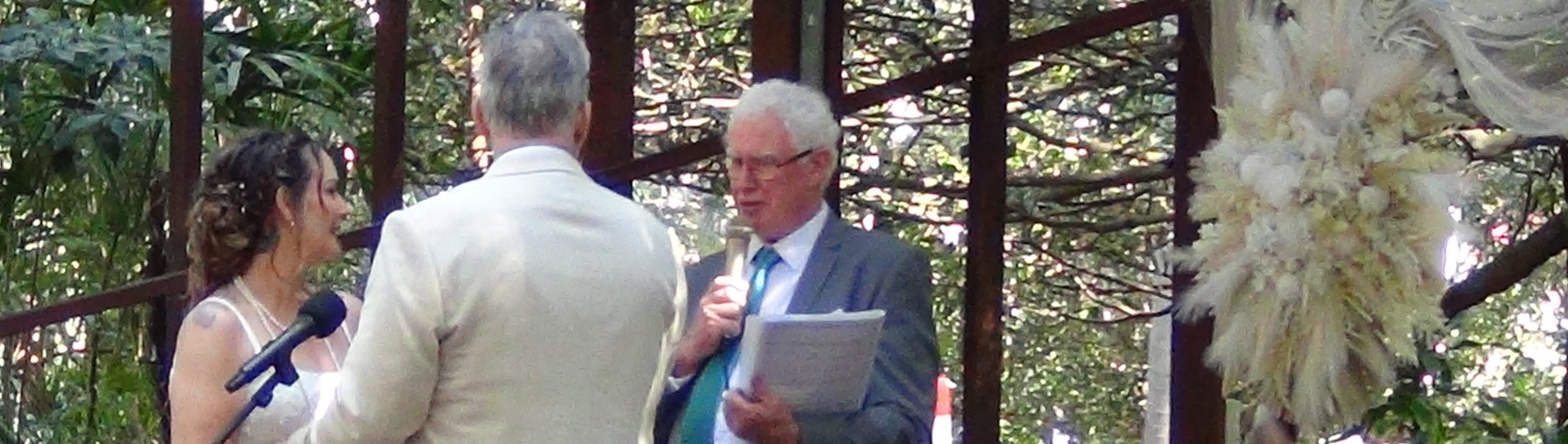 Ronald Cruickshank Marriage Celebrant Hervey Bay SupplierHero Marriage Celebrants