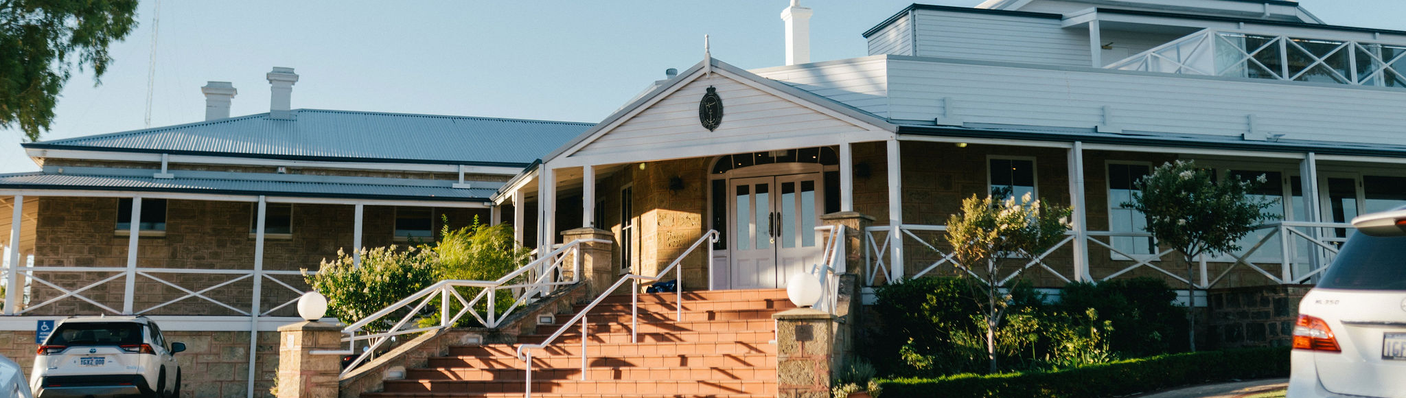 Royal Freshwater Bay Yacht Club SupplierHero Wedding Venues