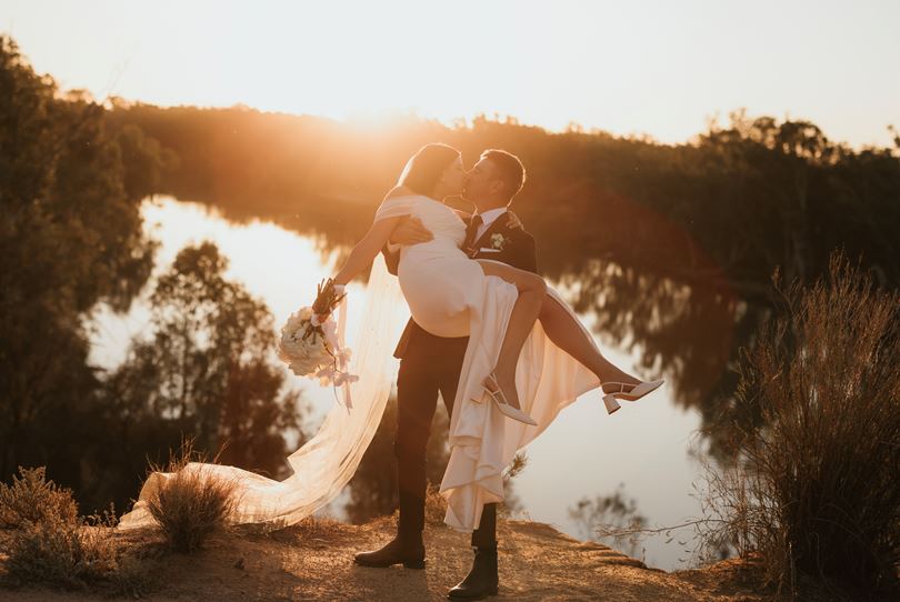 Run Wild Photography SupplierProfileLive Wedding Photography