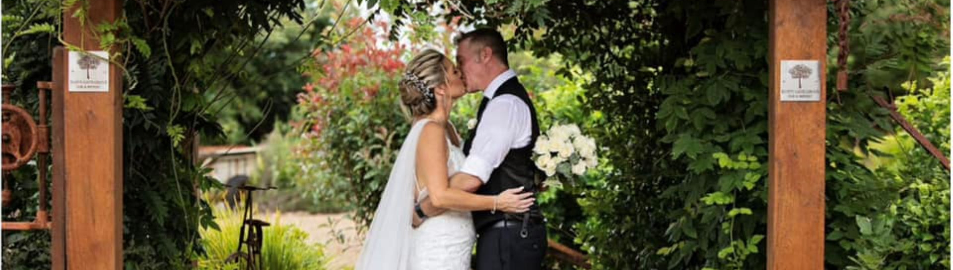 Rusty Gate Grove Bar & Winery SupplierHero Wedding Venues