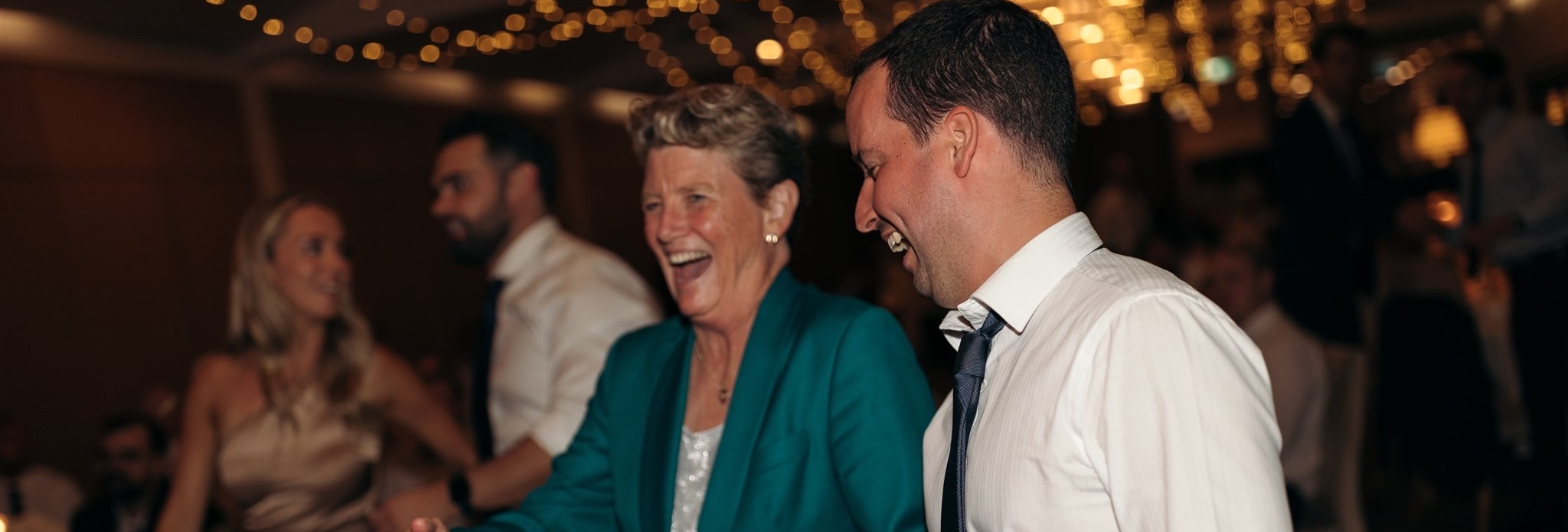 Sealed with a Kiss Sth Coast Wedding & Ceremonies SupplierHero Marriage Celebrant