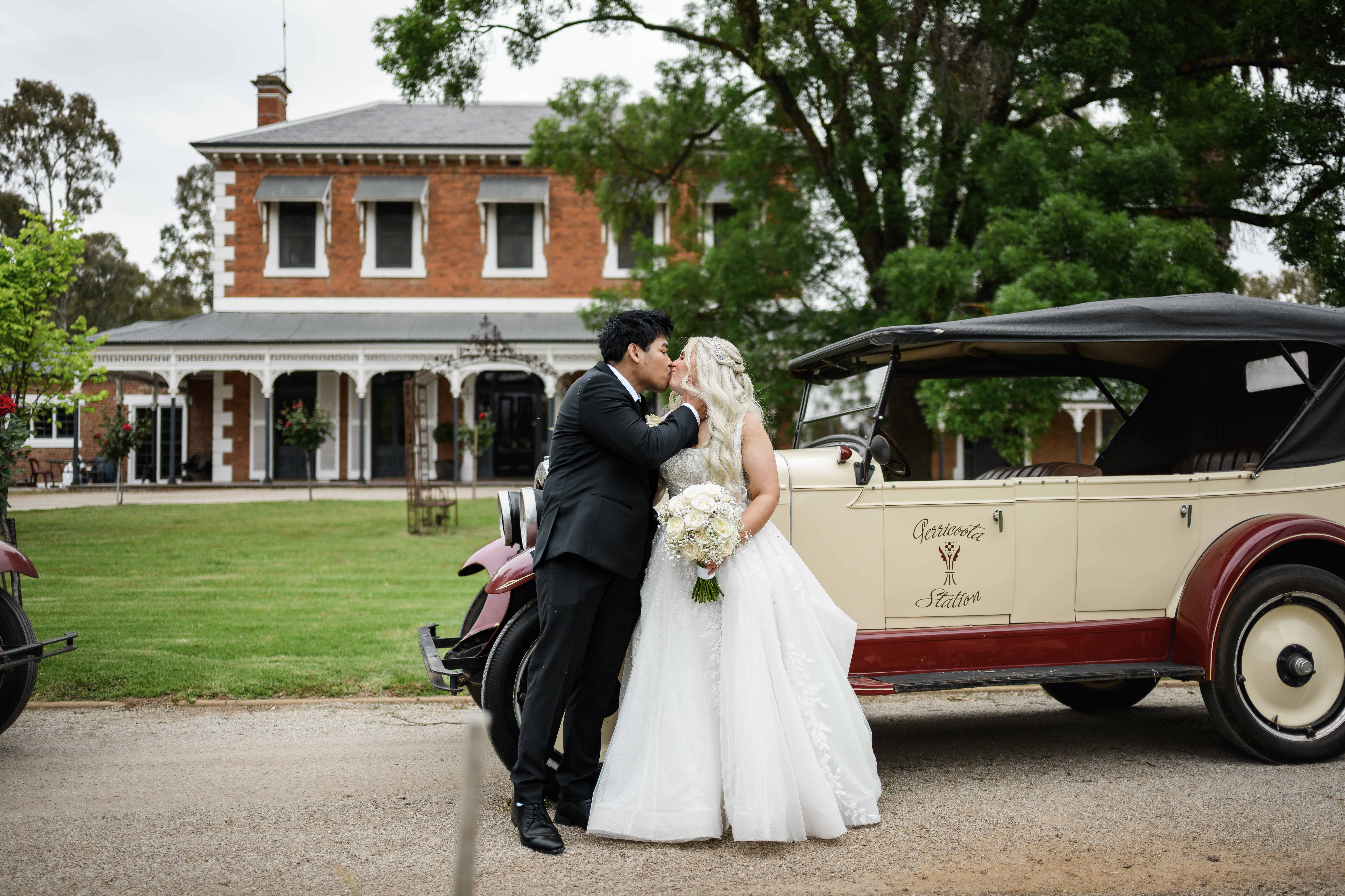 Shelley Anne Photography SupplierHero Wedding Photography