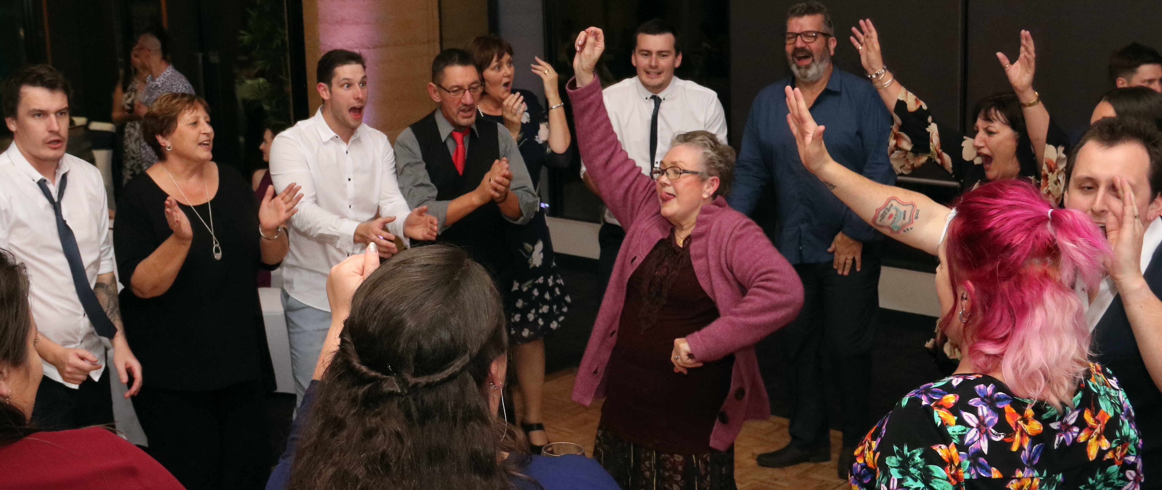 Sounds Allwright Entertainment SupplierHero Wedding Music