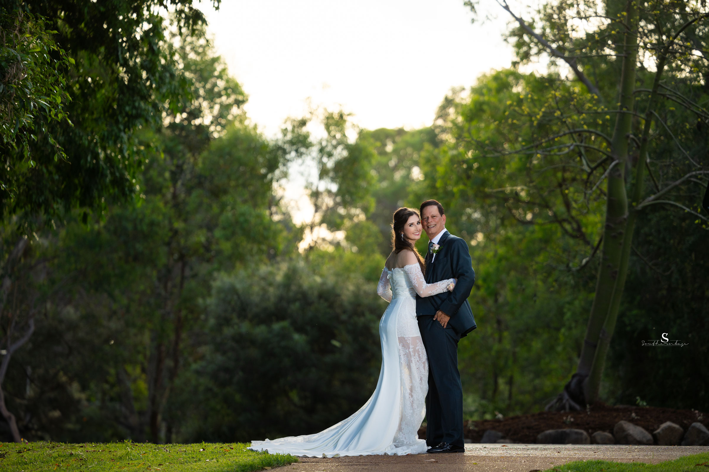 Southern Base Photography SupplierHero Wedding Photography