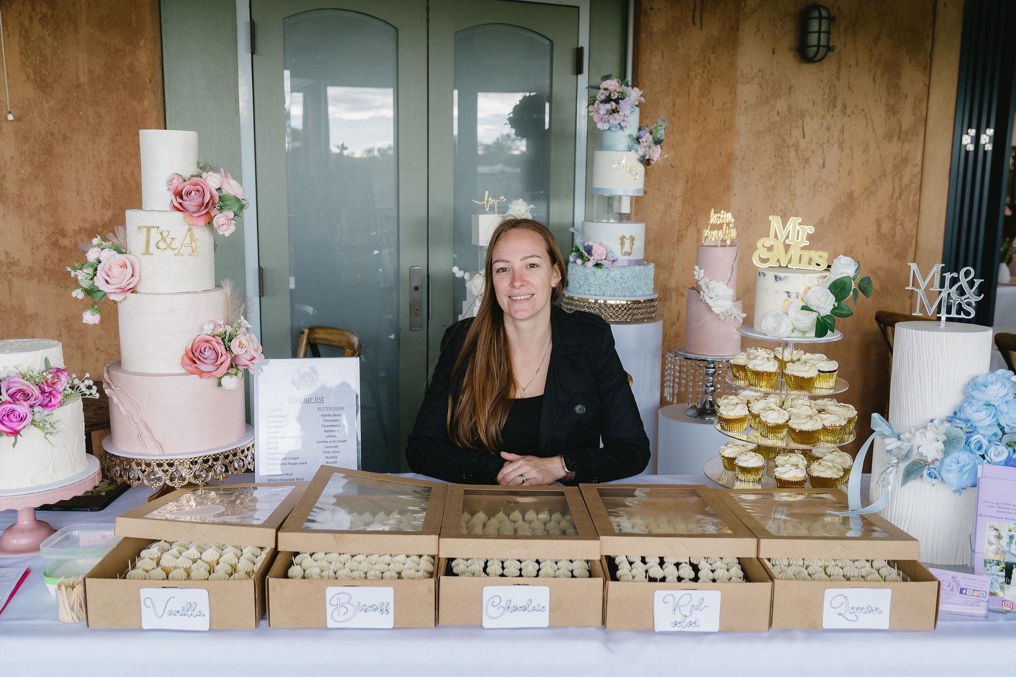 Tannika's Creative Cakes SupplierHero Wedding Cakes