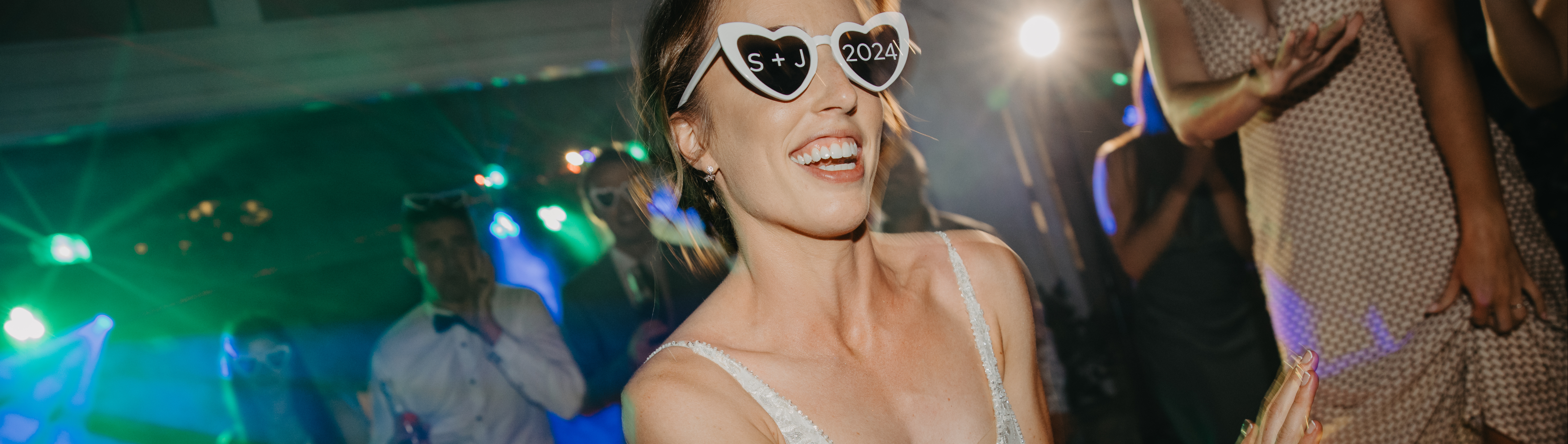 Tayzer Music SupplierHero Wedding Music