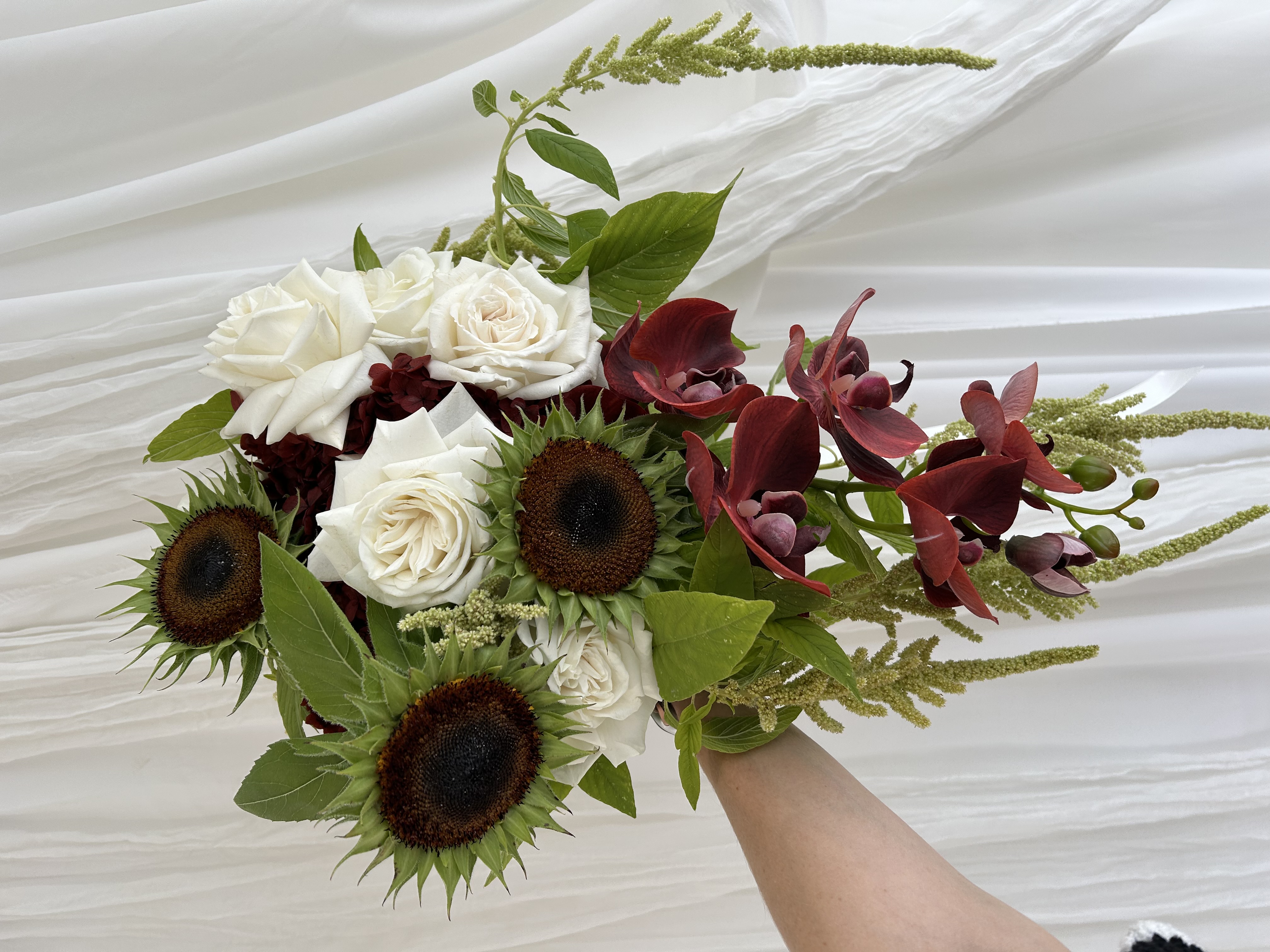 The Red Poppy Florist SupplierHero Wedding Flowers