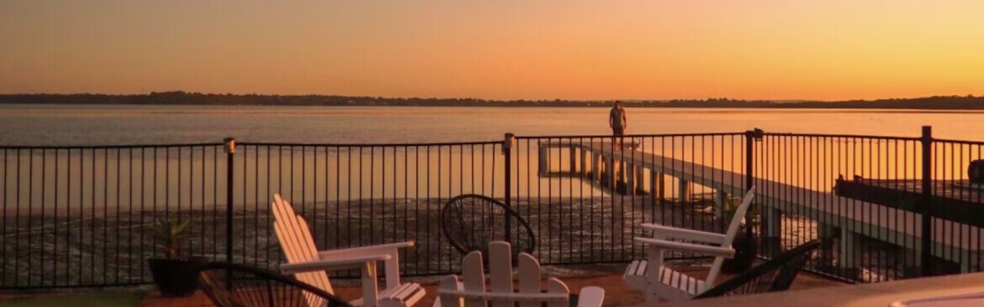 Toukley House Boat SupplierHero Wedding Accommodation