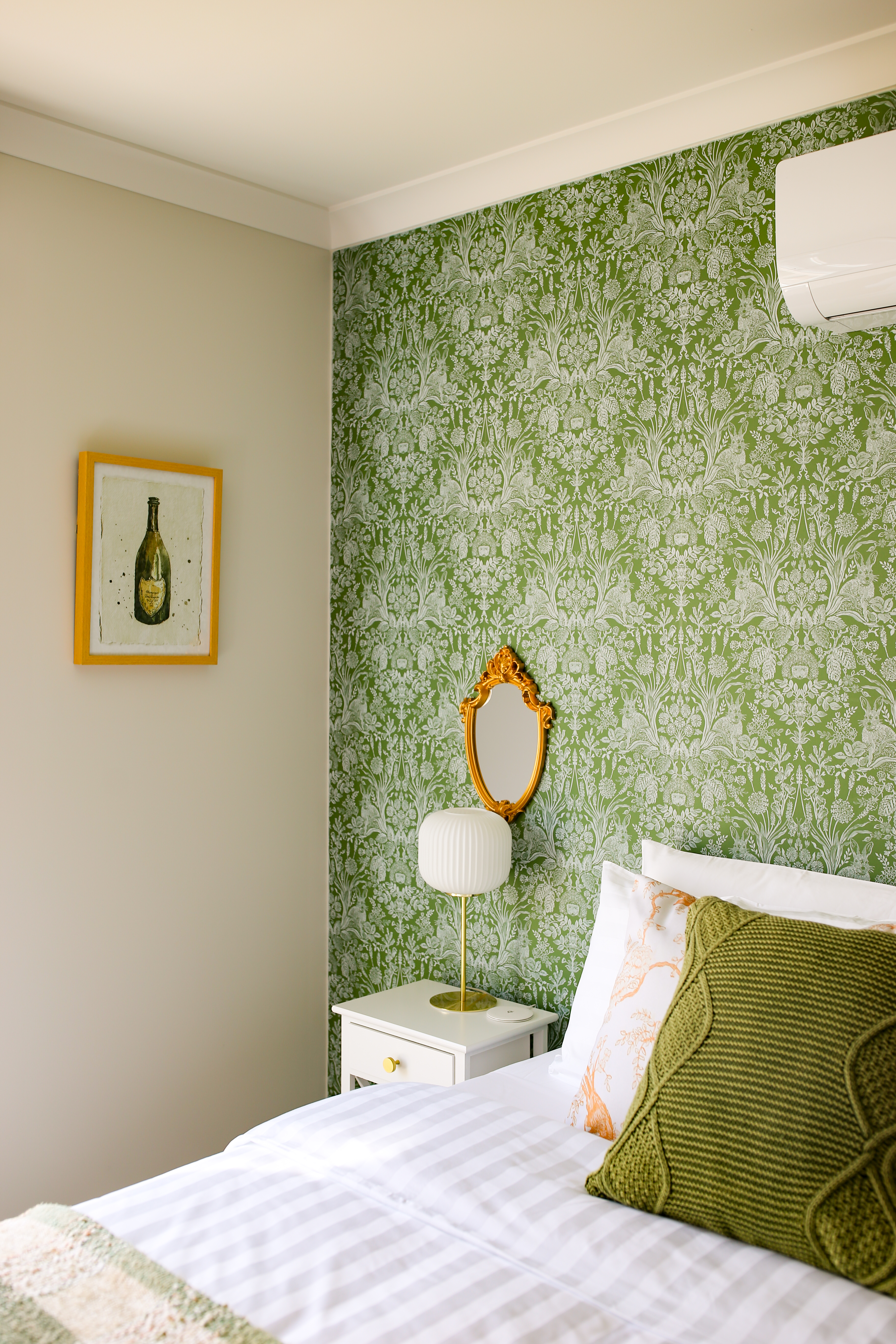 Twin Palms Holiday Rentals SupplierHero Wedding Accommodation