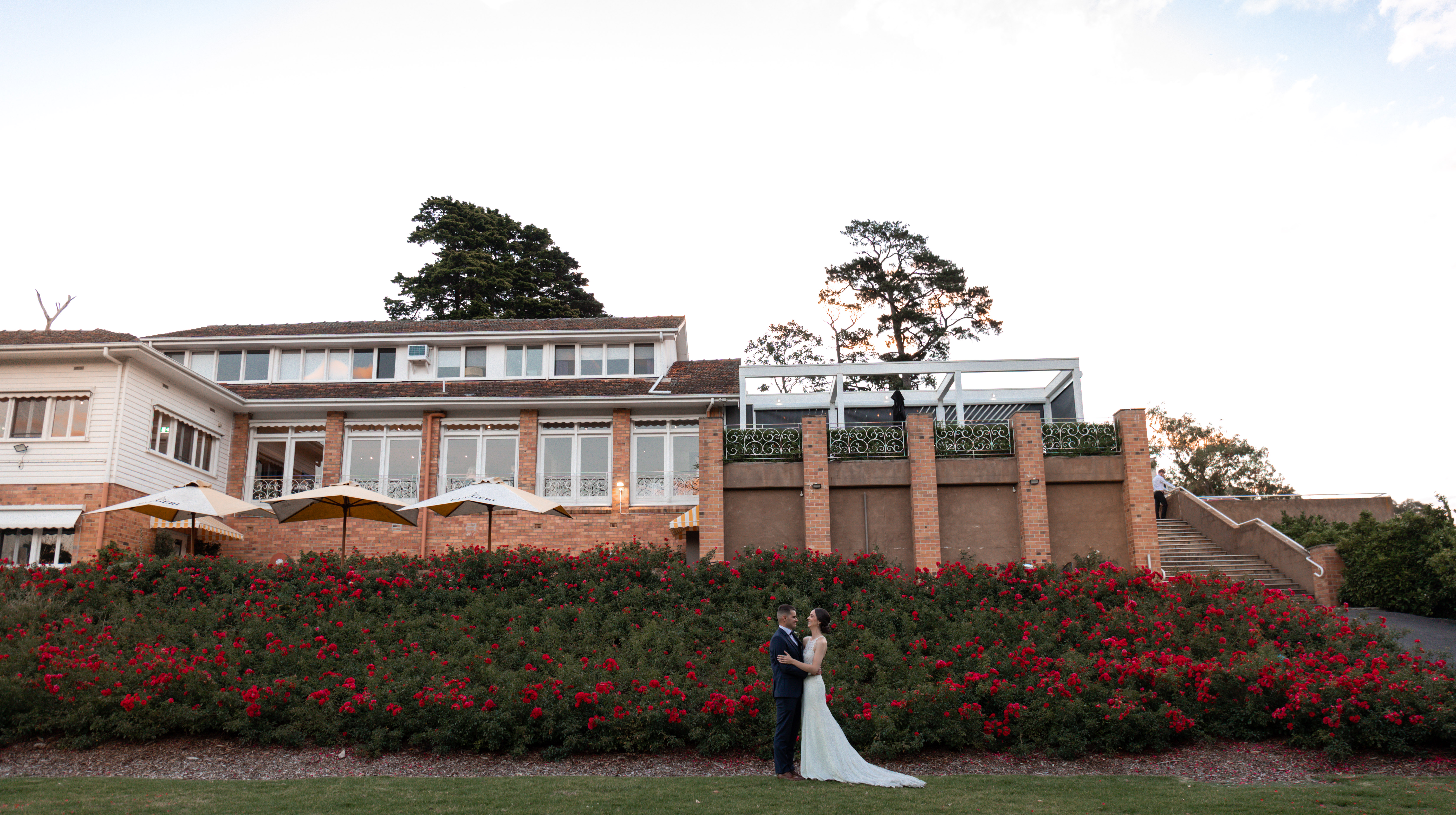 Vanessa S Photography and Jaylani Videography SupplierHero Wedding Photography