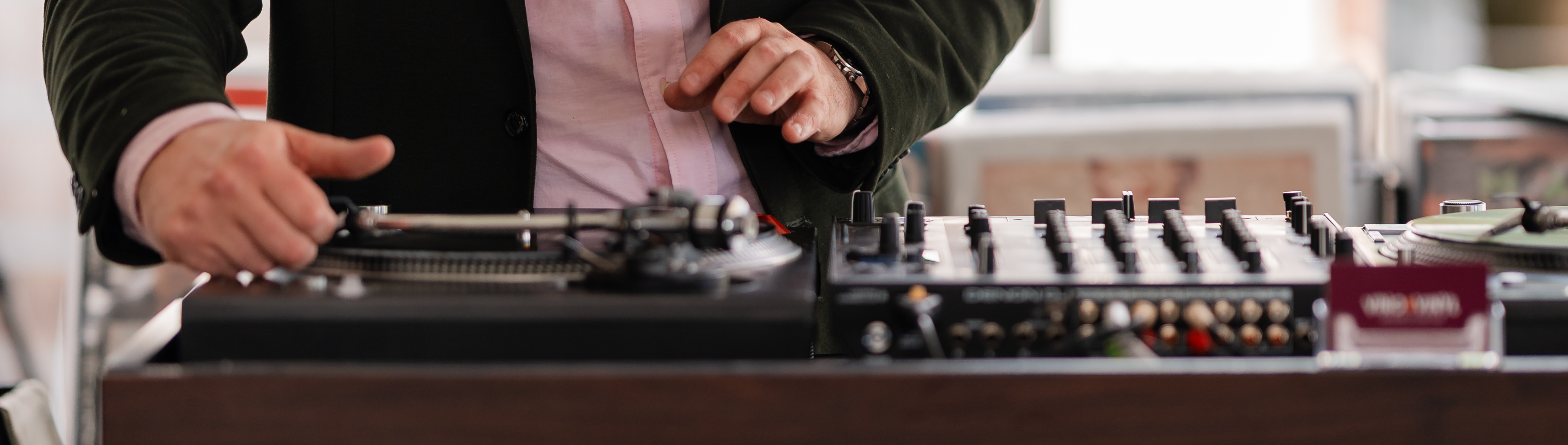 Vino & Vinyl SupplierHero Wedding Music