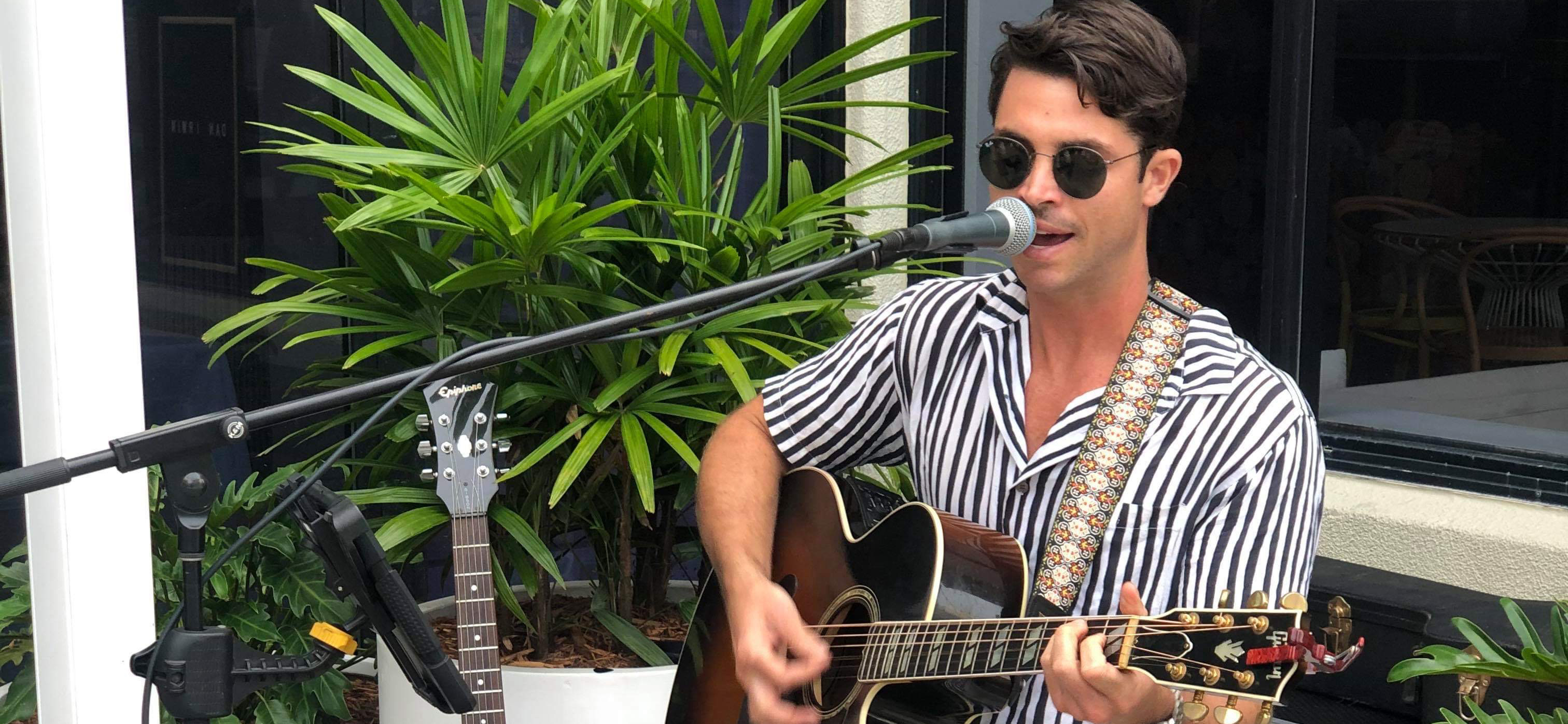 We Play Music SupplierHero Wedding Music