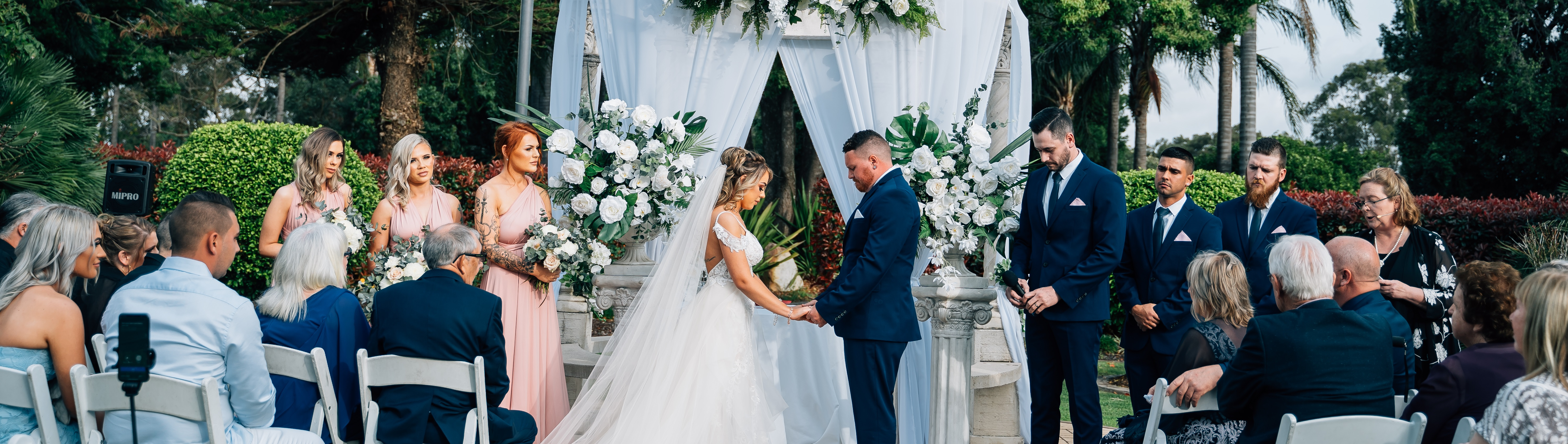 Wright Weddings SupplierHero Marriage Celebrant