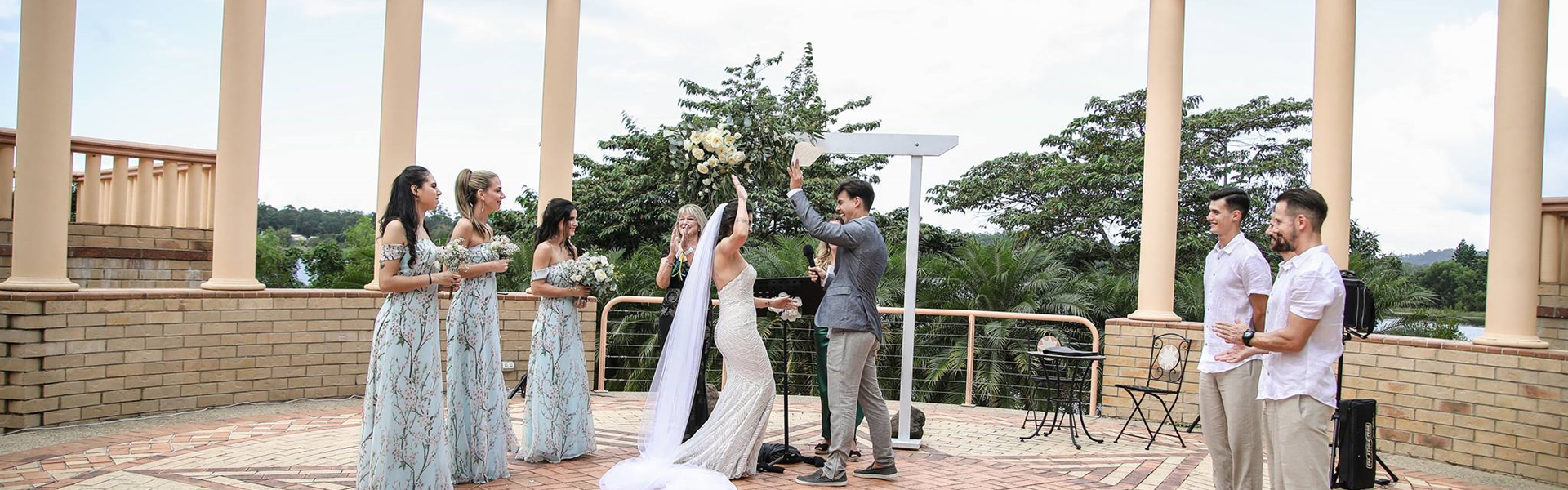 Glenys Searle Marriage Celebrant - Sunshine Coast 