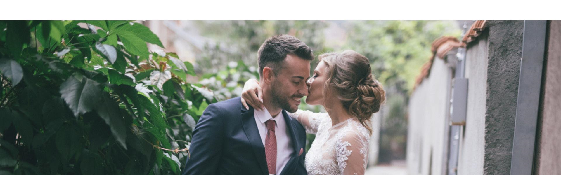 Lydia Babb Civil Celebrant - Marriage Celebrants Essendon | Easy Weddings
