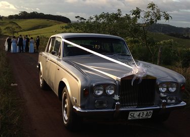 Champers Rolls Royce Hire Wedding Cars Doonan Easy Weddings