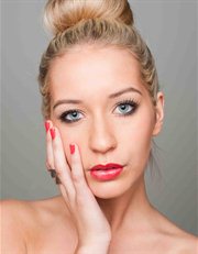 SarahKatie Makeup Artist Wedding Hair and Makeup Torquay Easy Weddings