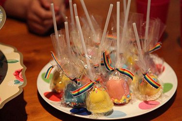 Chocs & Pops Pty Ltd Wedding Cakes Burleigh Heads Easy Weddings