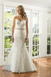 Avenue wedding outlet dresses